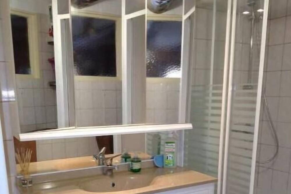 Photo of Bathroom in Chambon-sur-Lac