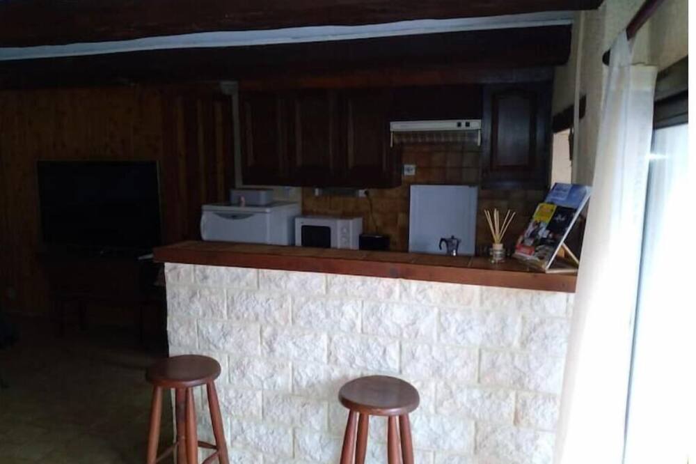 Photo of Kitchen in Chambon-sur-Lac