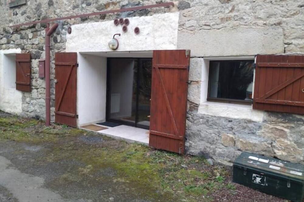 Photo of Outdoor in Chambon-sur-Lac
