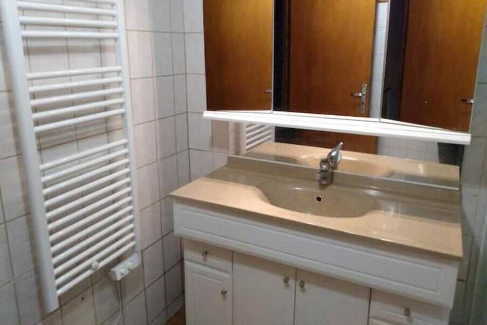 Photo of Bathroom in Chambon-sur-Lac