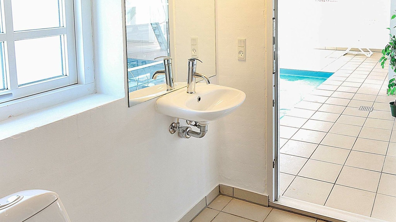 Photo of Bathroom in Øby