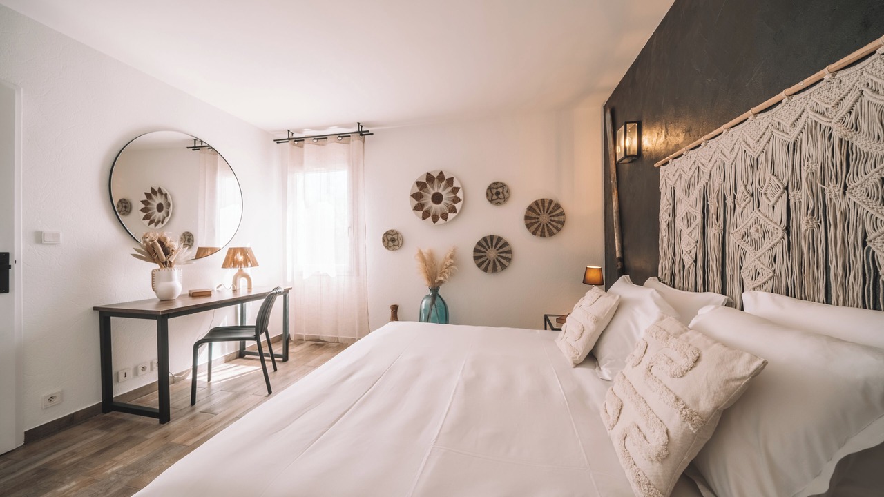 Photo of Bedroom in Saint-Lyphard