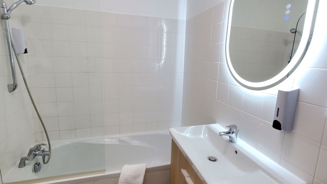 Photo of Bathroom in Saint-Lyphard