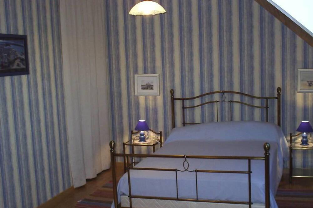 Photo of Bedroom in Roz-sur-Couesnon