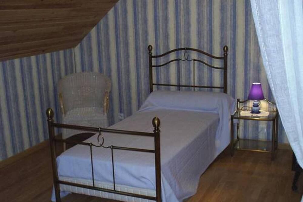 Photo of Bedroom in Roz-sur-Couesnon