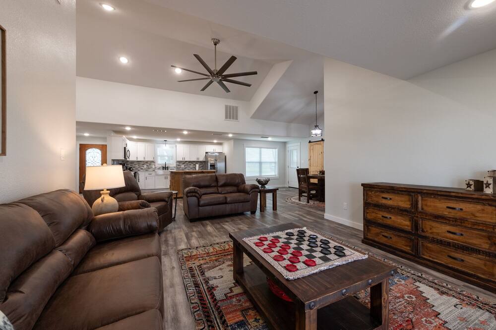 Photo of Livingroom in Ringgold