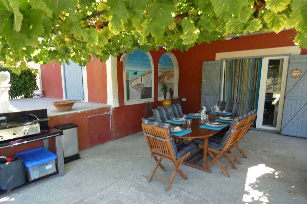 Photo of Outdoor in Uchaux