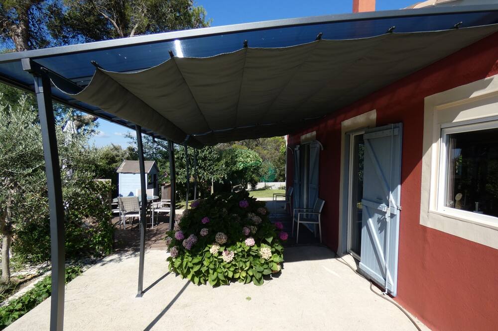 Photo of Patio Balcony in Uchaux
