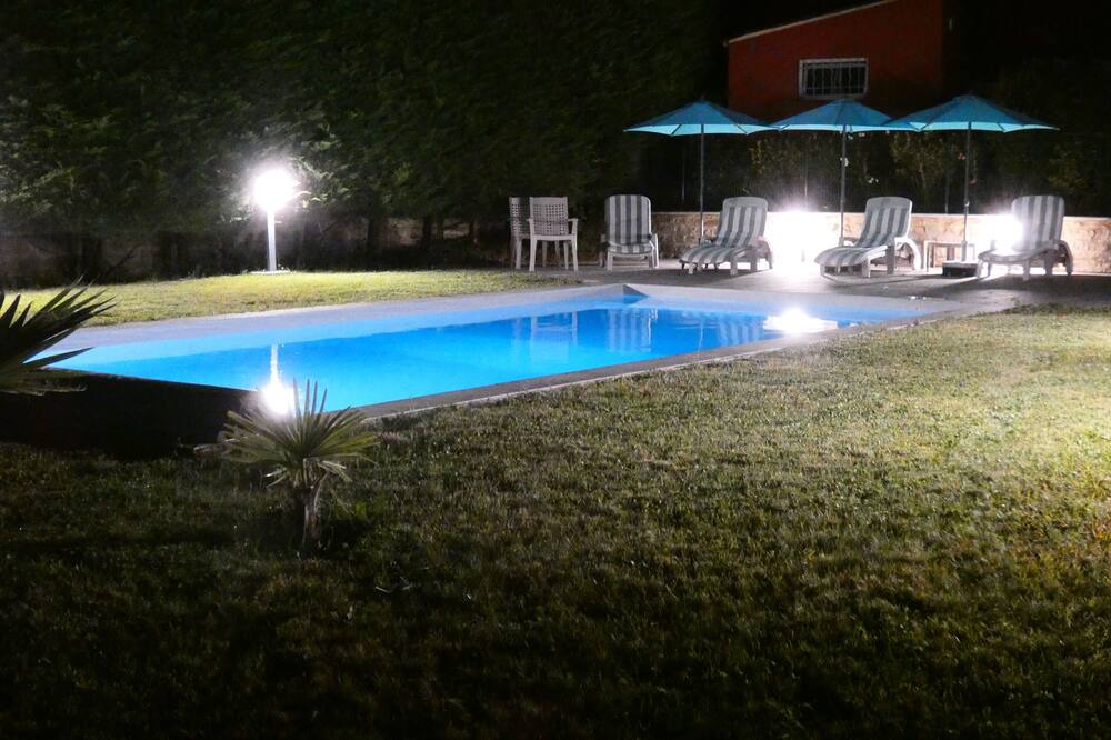 Photo of Outdoor in Uchaux