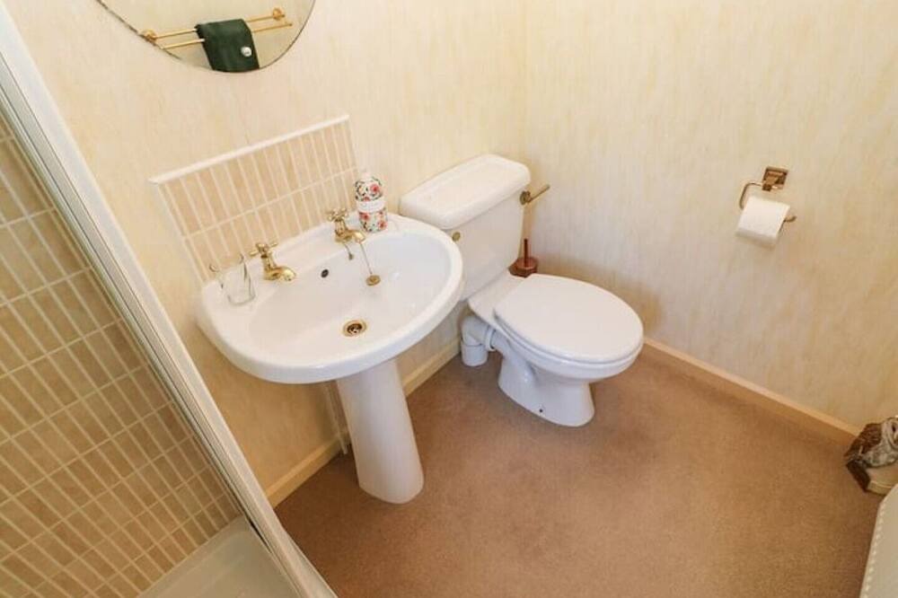 Photo of Bathroom in Tunstall