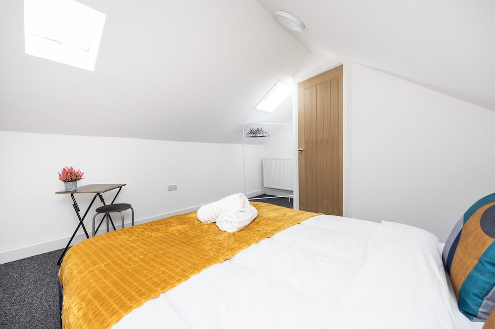 Photo of Others in Aveley