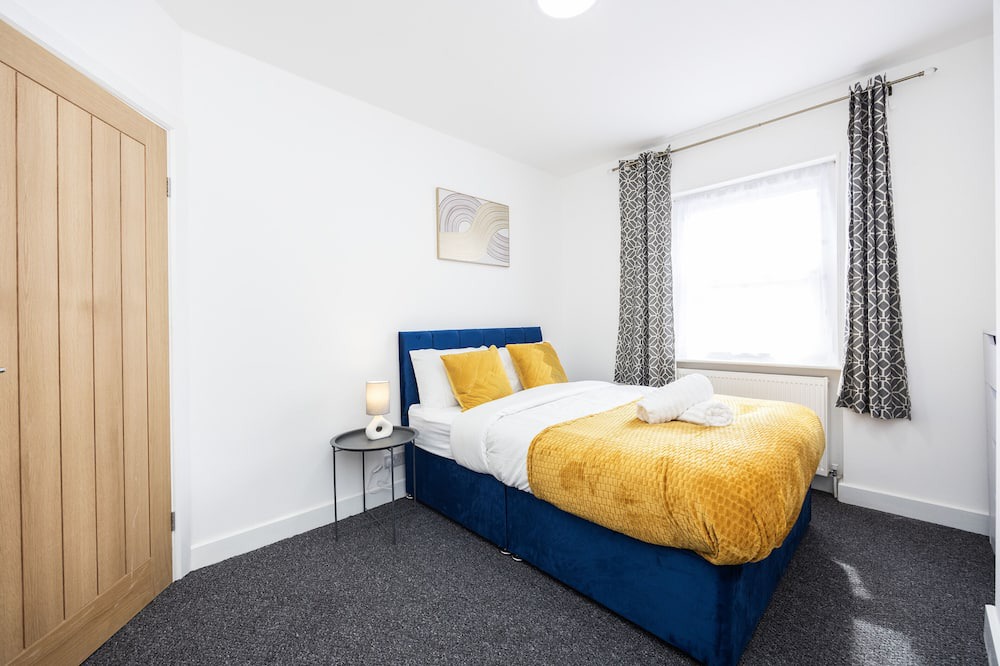 Photo of Others in Aveley