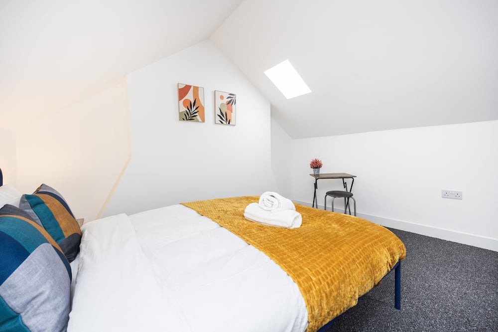 Photo of Others in Aveley