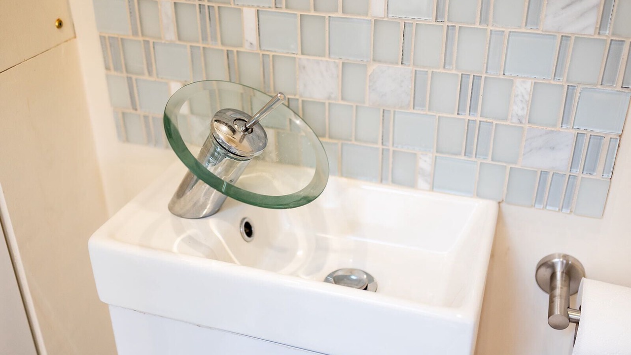 Photo of Bathroom in Grafton Regis