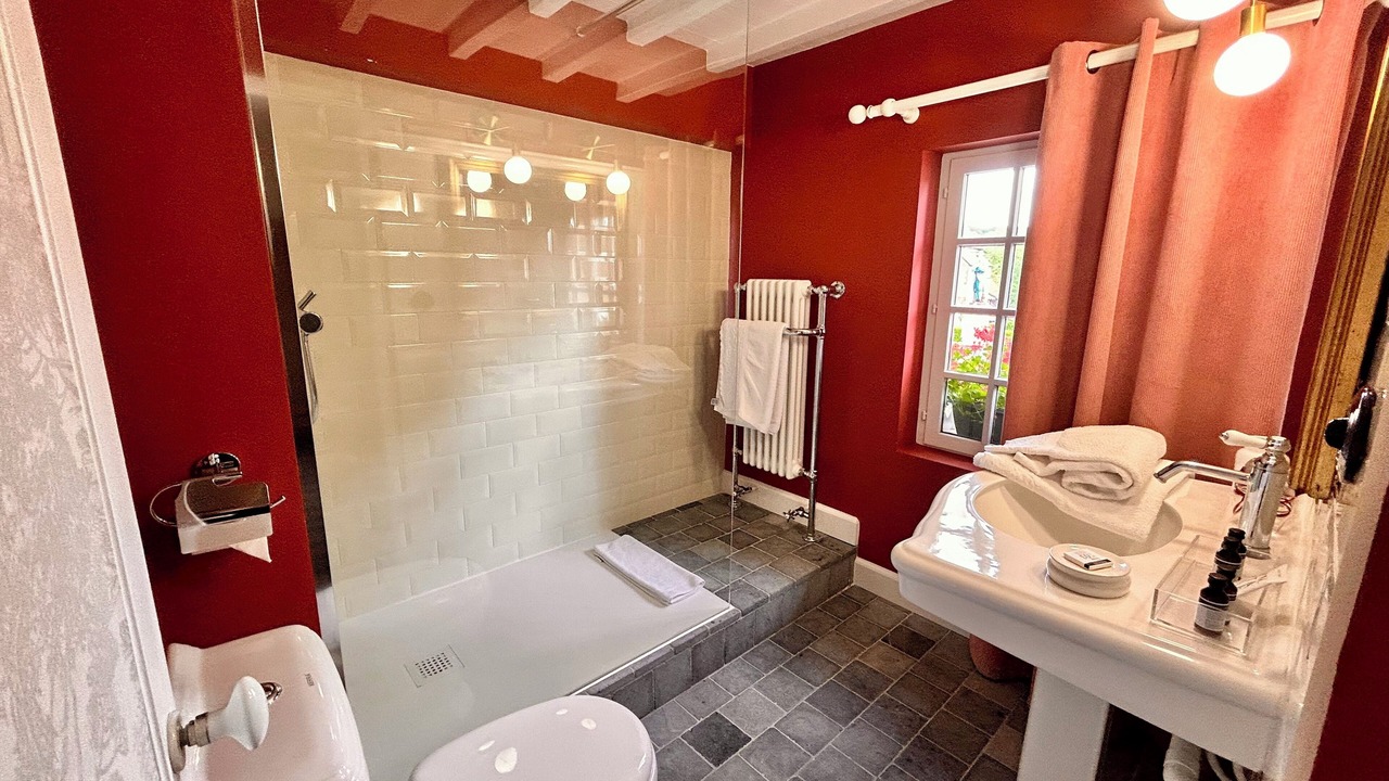 Photo of Bathroom in Inxent