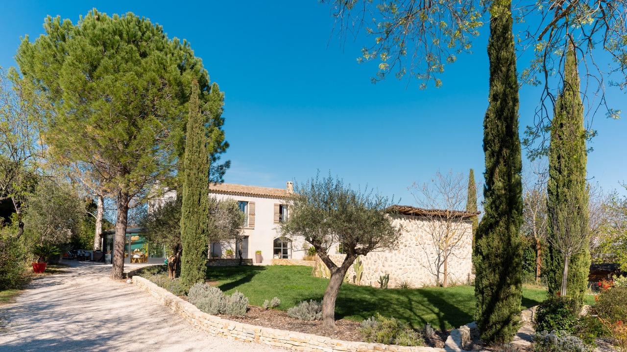 Photo of Outdoor in Hopitaux-Facultes