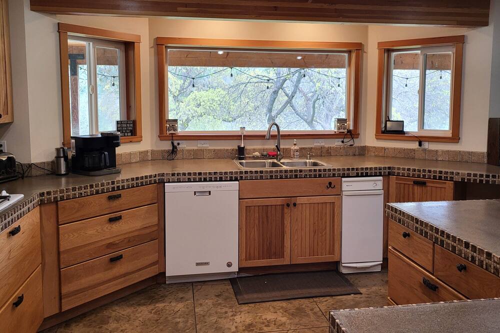 Photo of Kitchen in Lyle