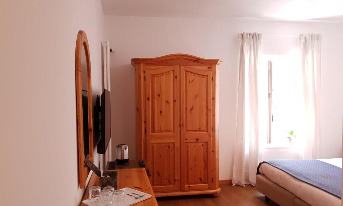 Photo of Bedroom in Bogno