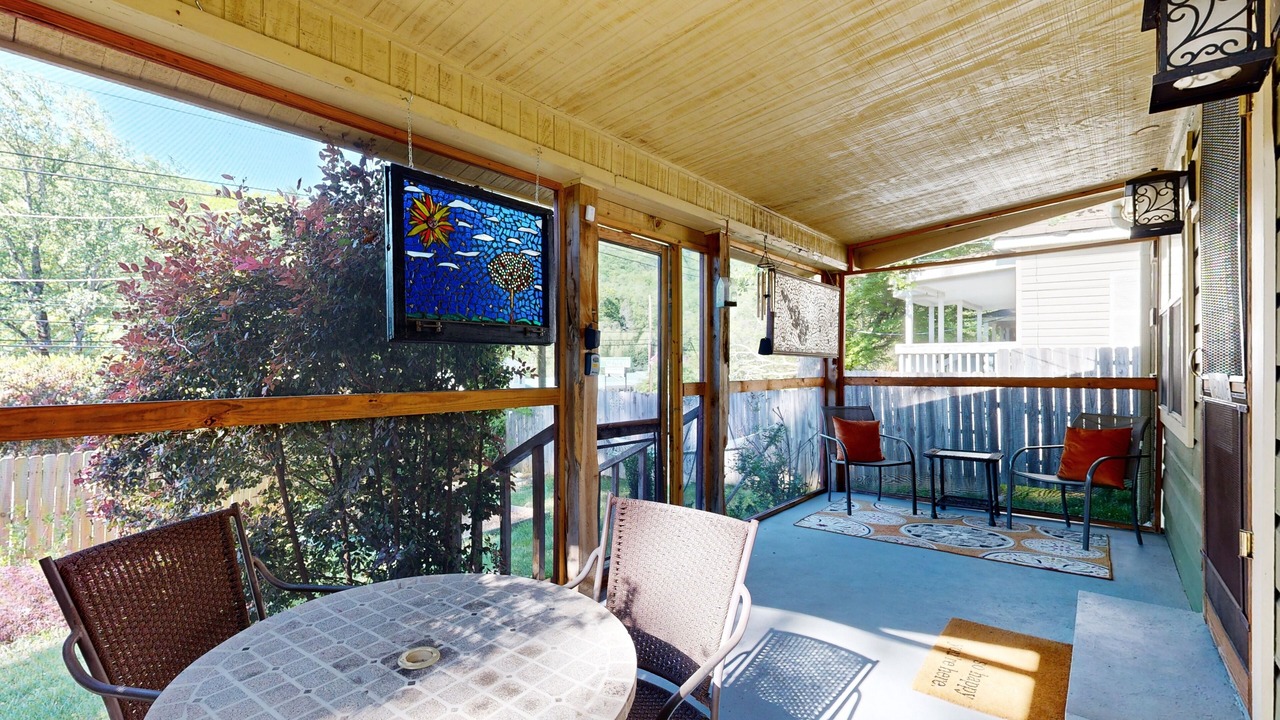 Photo of Outdoor in Chimney Rock