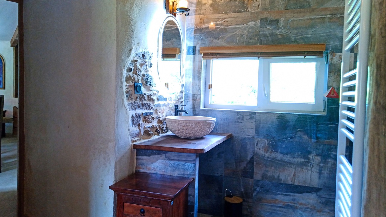 Photo of Bathroom in Vaudrimesnil