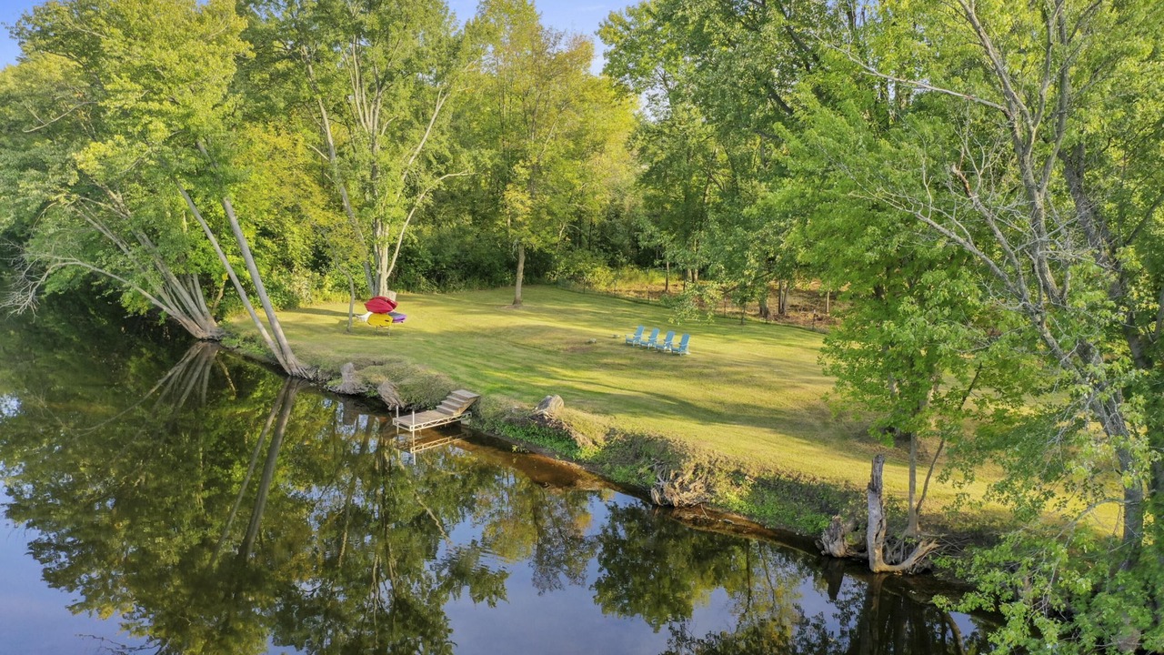 Photo of Others in Oconto