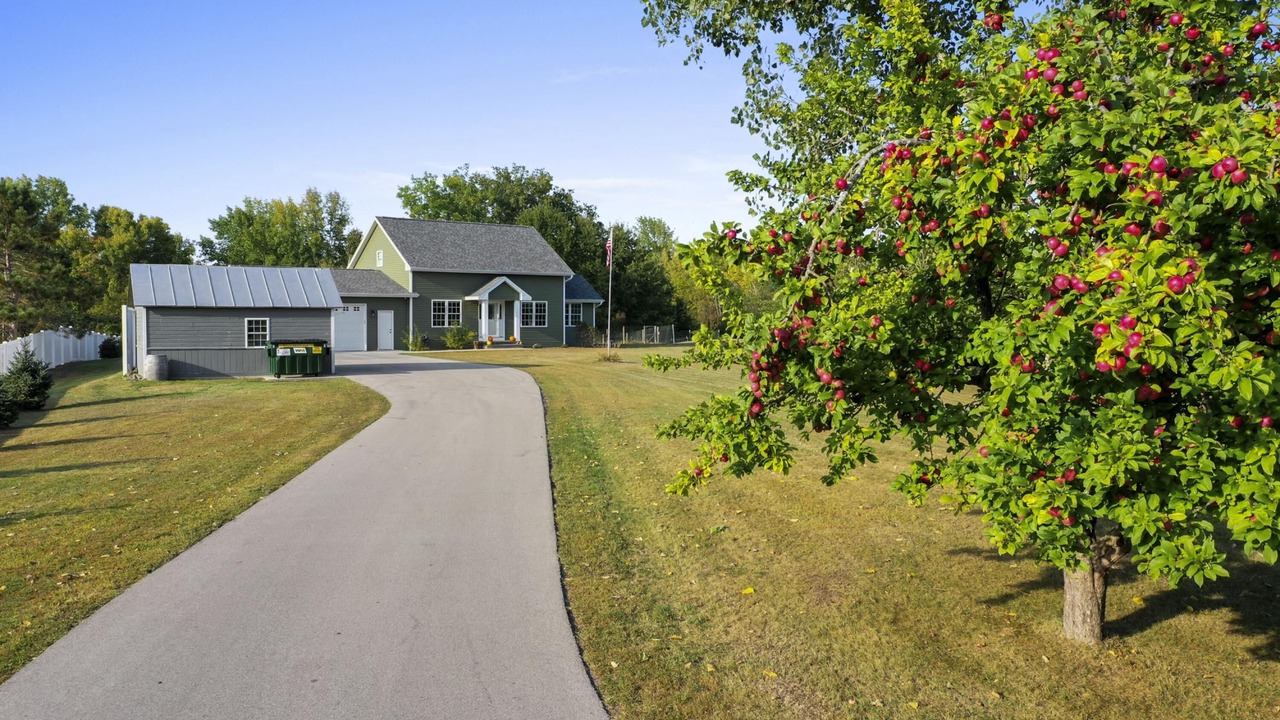 Photo of Others in Oconto