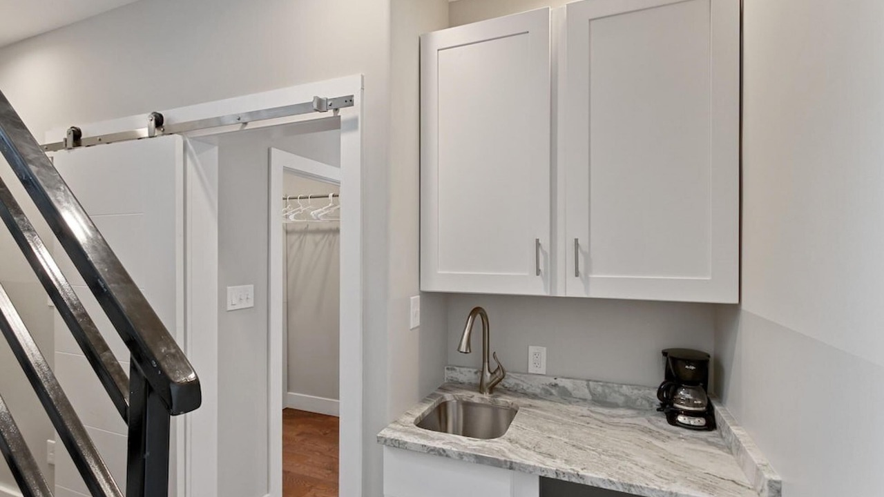 Photo of Others in Point Breeze