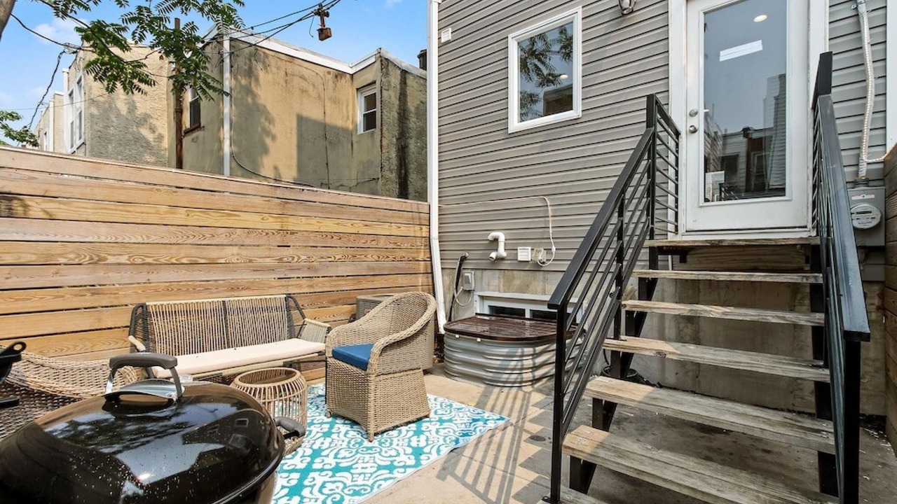 Photo of Others in Point Breeze