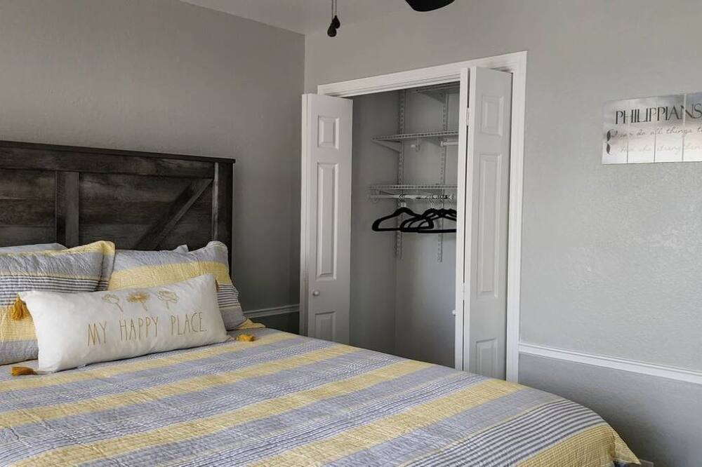 Photo of Bedroom in Harker Heights