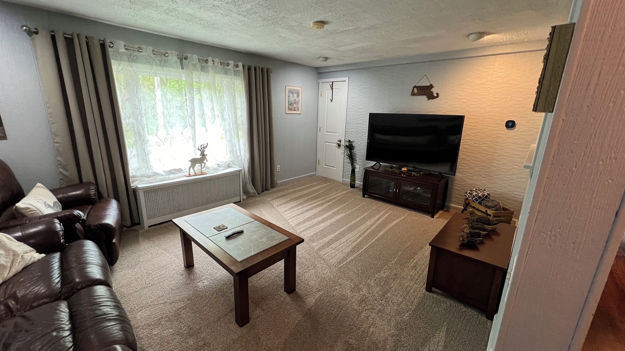 Photo of Others in Bondsville