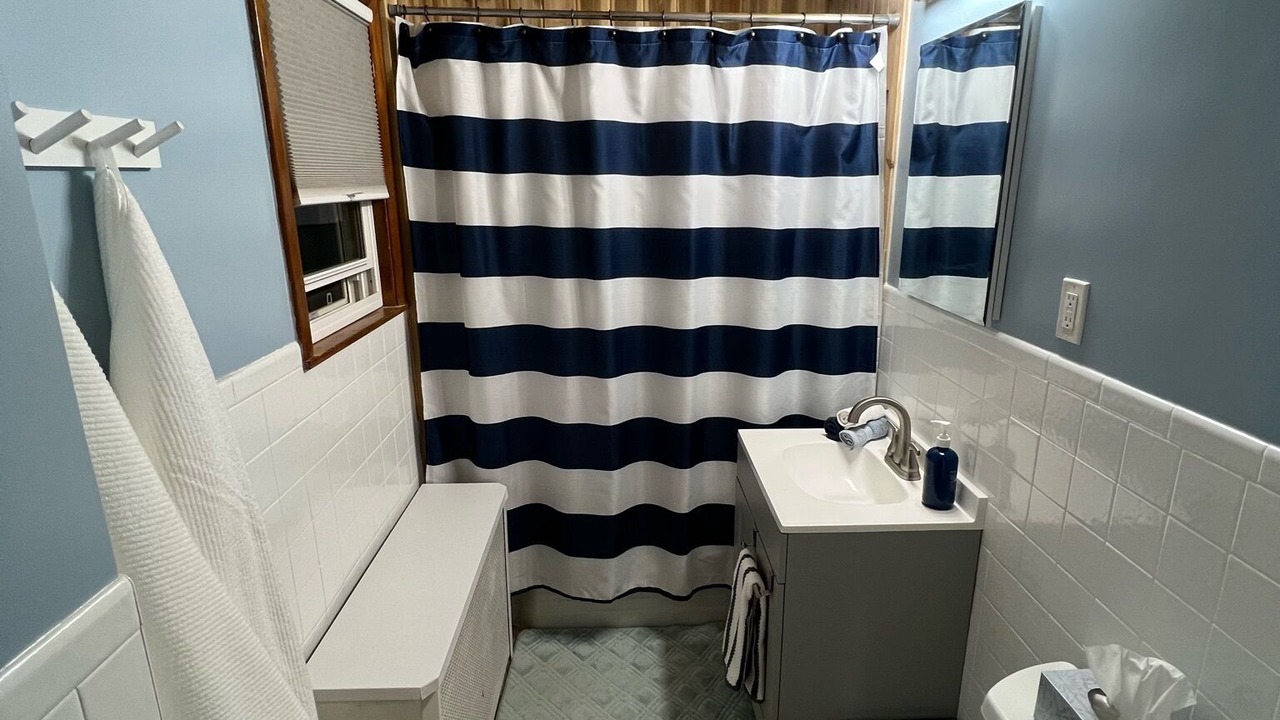 Photo of Others in Bondsville