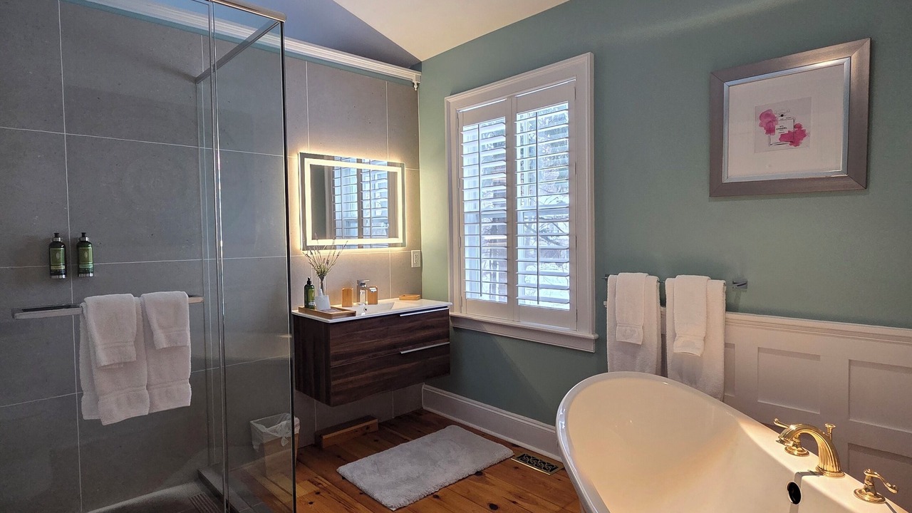 Photo of Bathroom in Historic Old Town