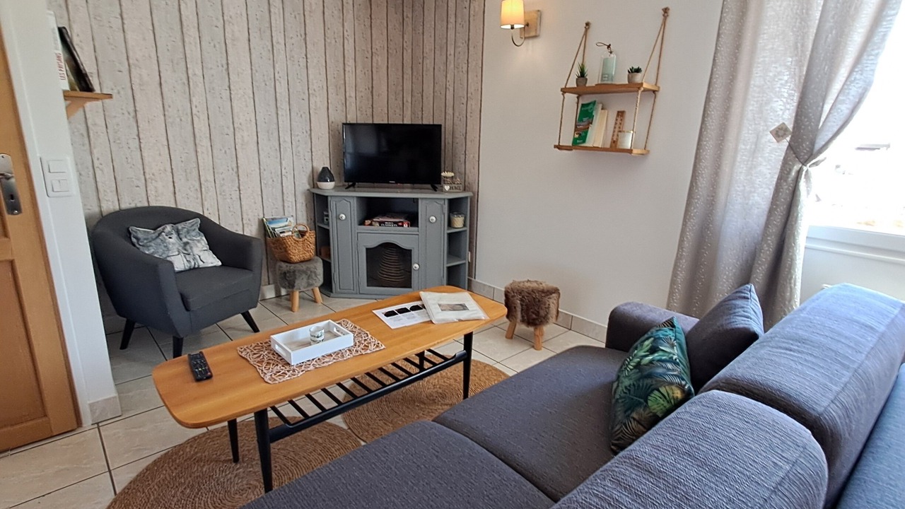 Photo of Others in Juniville