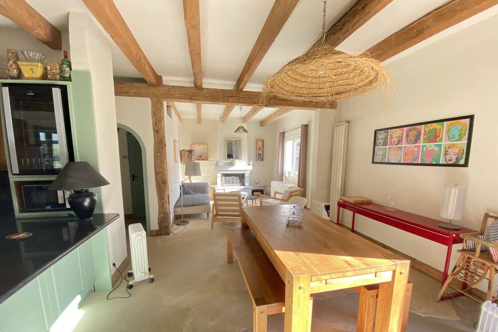 Photo of Kitchen in Lesperon