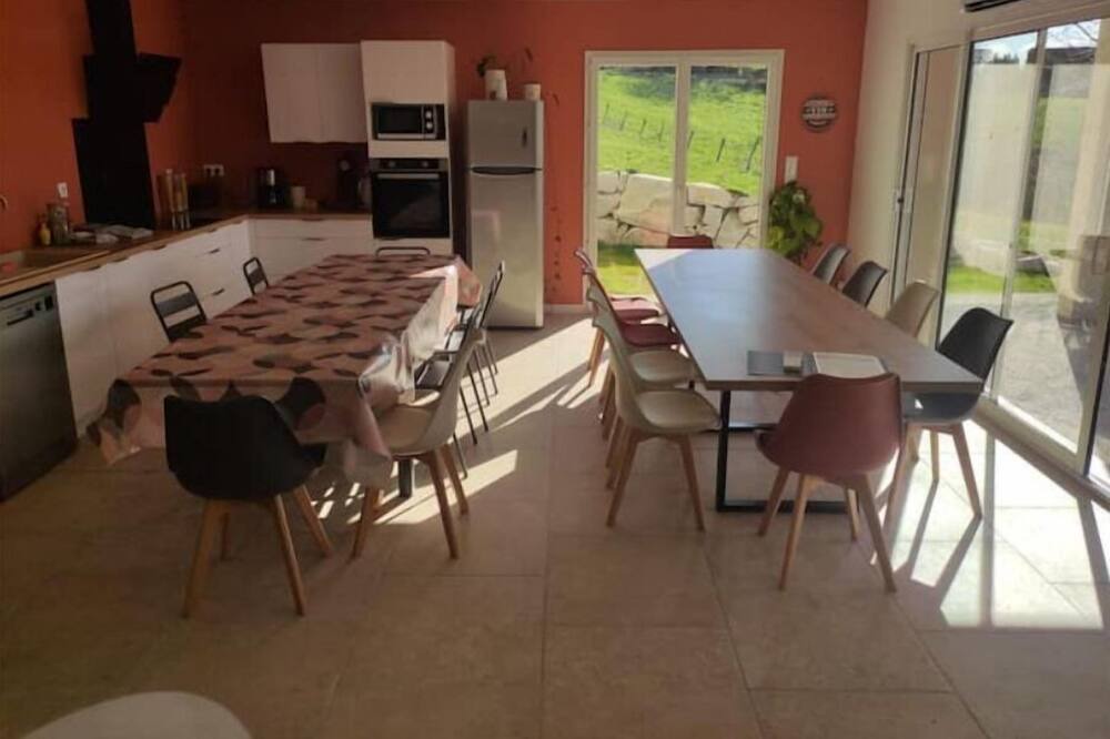 Photo of Others in Saint-Barthelemy-le-Plain