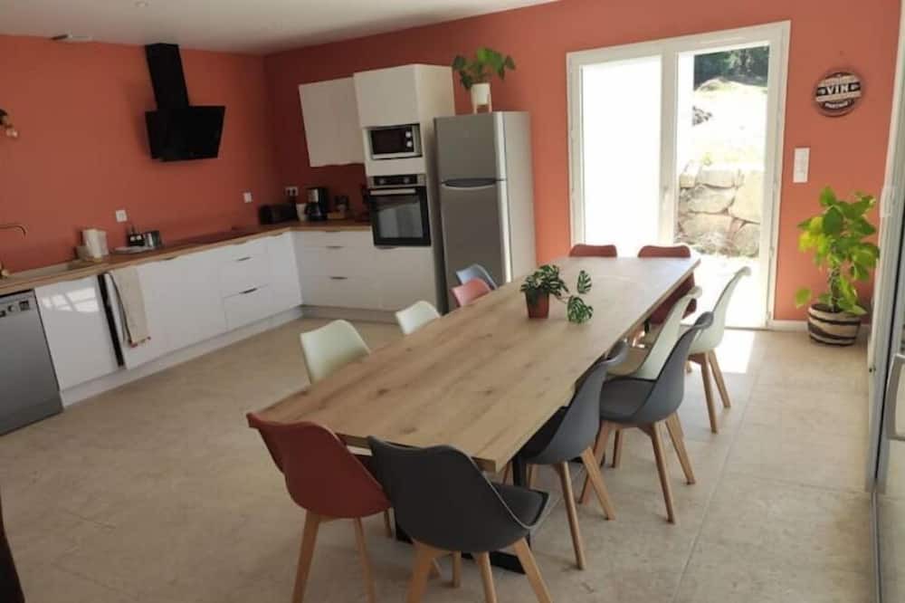 Photo of Others in Saint-Barthelemy-le-Plain