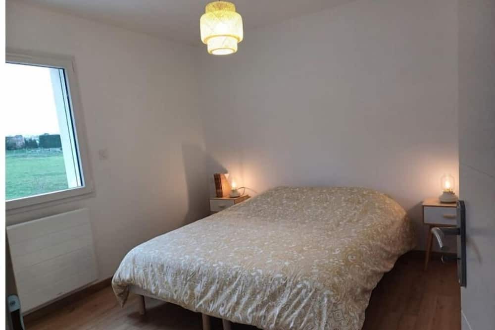 Photo of Bedroom in Saint-Barthelemy-le-Plain