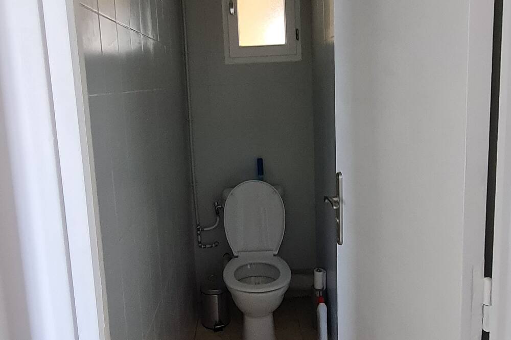 Photo of Bathroom in Seyne