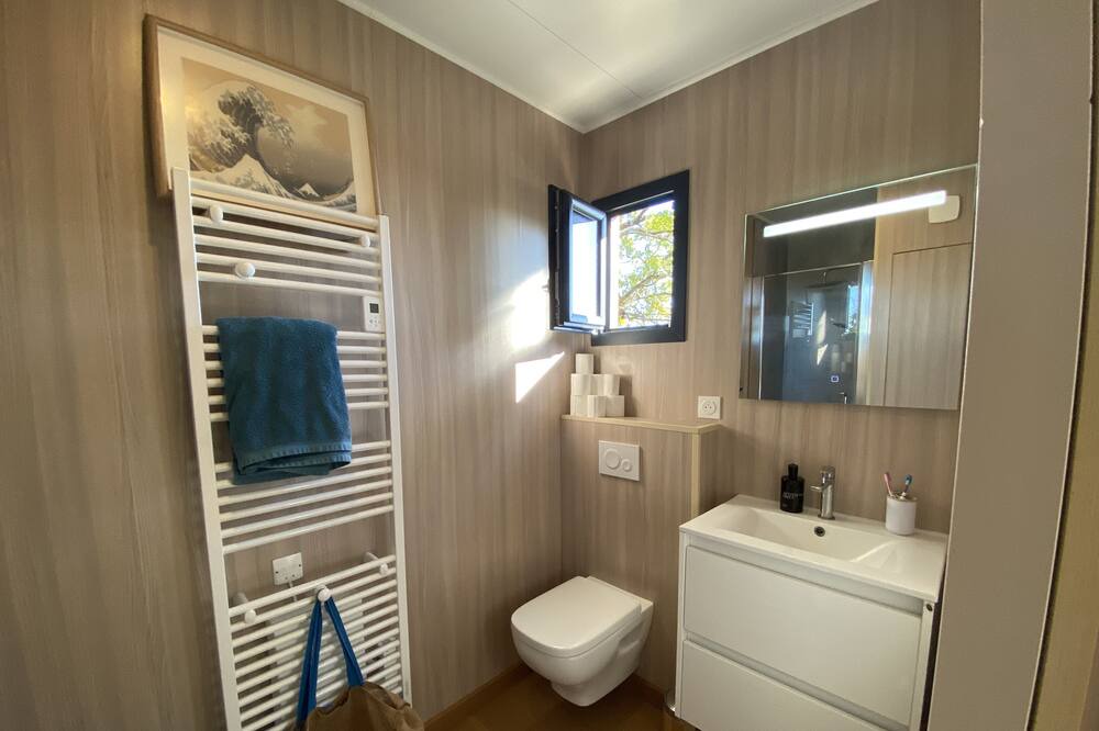 Photo of Bathroom in Les Mages