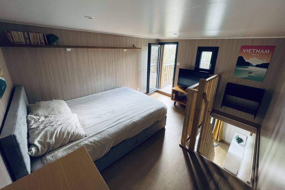 Photo of Bedroom in Les Mages