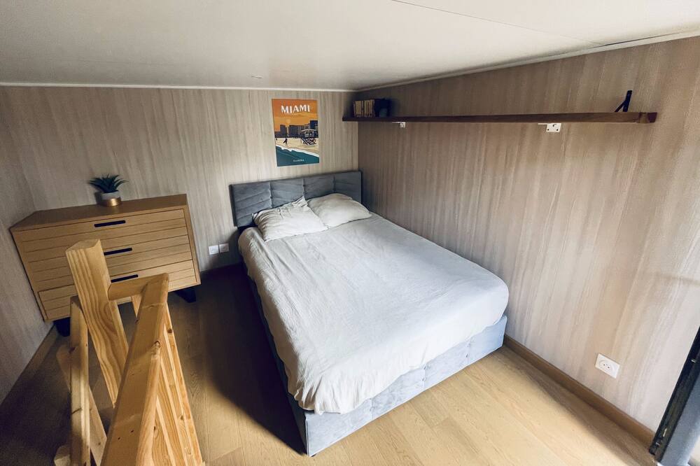 Photo of Bedroom in Les Mages