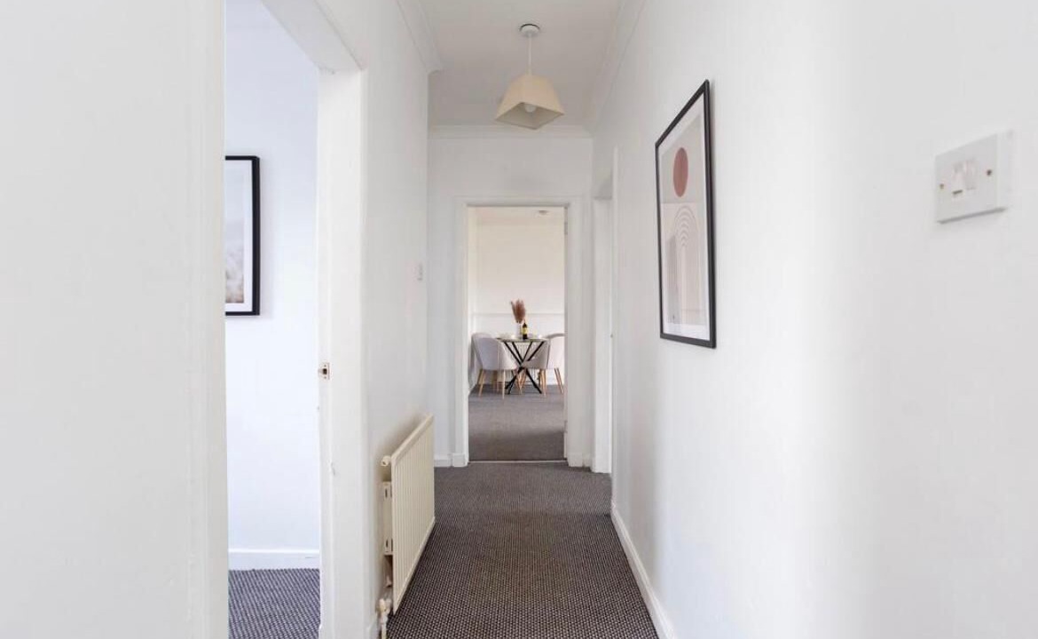 Photo of Others in Shotts