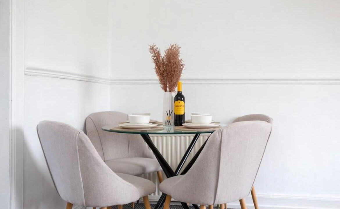 Photo of Others in Shotts