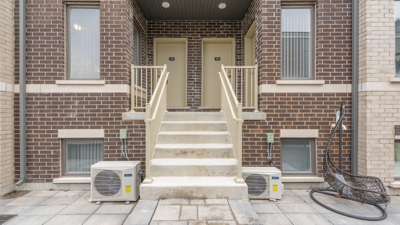 Photo of Outdoor in New Toronto