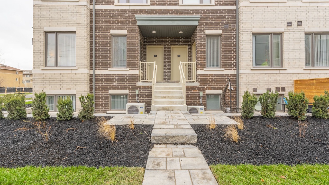 Photo of Outdoor in New Toronto