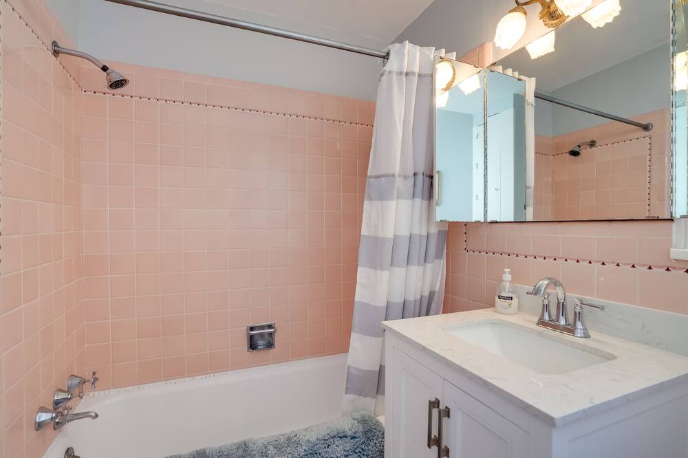 Photo of Bathroom in Caddo Heights-South Highlands