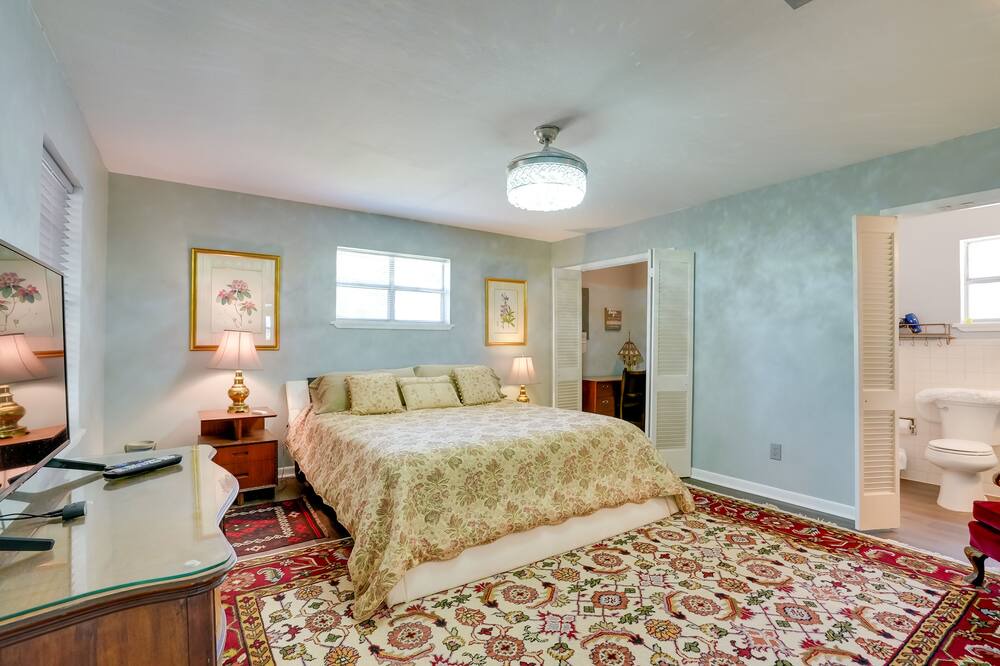 Photo of Bathroom in Caddo Heights-South Highlands