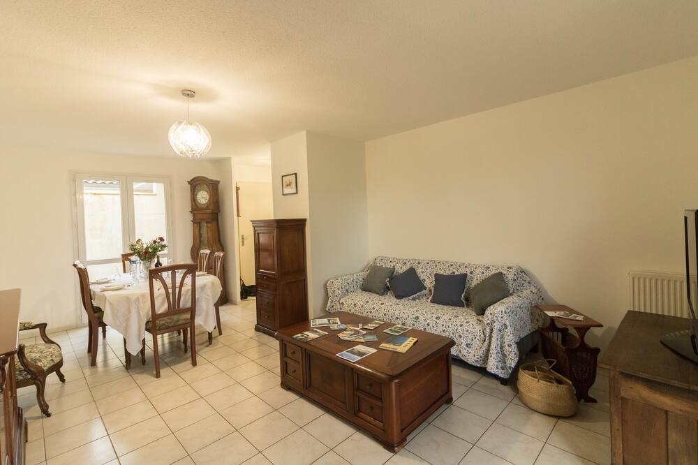 Photo of Livingroom in Revel