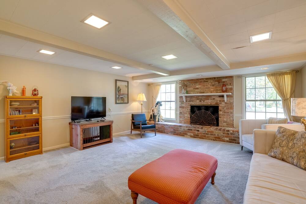 Photo of Livingroom in Broadmoor