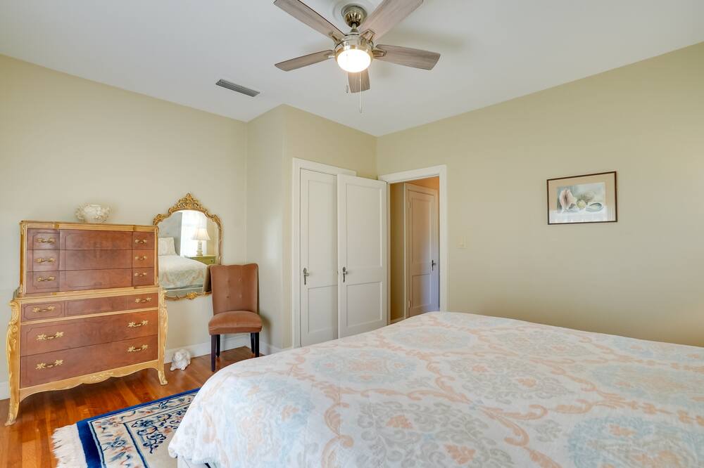 Photo of Bedroom in Broadmoor